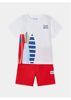 Mayoral Komplet t-shirt i spodenki 3603 Czerwony Regular Fit ze sklepu MODIVO w kategorii Komplety chłopięce - zdjęcie 169493898