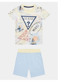 Guess Komplet t-shirt i szorty sportowe I4GG00 K8HM3 Kolorowy Regular Fit ze sklepu MODIVO w kategorii Komplety niemowlęce - zdjęcie 169493929