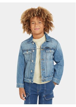Calvin Klein Jeans Kurtka jeansowa Iconic IB0IB02011 Niebieski Regular Fit ze sklepu MODIVO w kategorii Kurtki chłopięce - zdjęcie 169493979