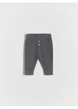 Reserved - Bawełniane spodnie - ciemnoszary ze sklepu Reserved w kategorii Spodnie i półśpiochy - zdjęcie 169495367