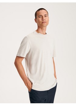 Reserved - T-shirt regular z domieszką jedwabiu - beżowy ze sklepu Reserved w kategorii T-shirty męskie - zdjęcie 169507045