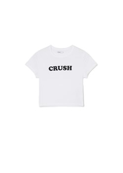 Cropp - Biała koszulka z napisem CRUSH - biały ze sklepu Cropp w kategorii Bluzki damskie - zdjęcie 169531255