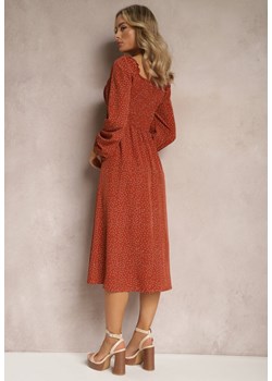 Brązowa Rozkloszowana Sukienka Midi w Kropki z Hiszpańskim Dekoltem Lusena ze sklepu Renee odzież w kategorii Sukienki - zdjęcie 169532517