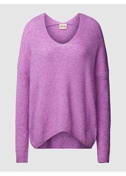 Sweter z dzianiny o kroju oversized z dekoltem w serek model ‘THORA’ ze sklepu Peek&Cloppenburg  w kategorii Swetry damskie - zdjęcie 169534235