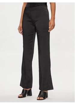 ONLY Spodnie materiałowe Paige-Mayra 15275725 Czarny Flare Fit ze sklepu MODIVO w kategorii Spodnie damskie - zdjęcie 169536776