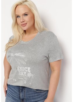 Szary T-shirt z Metalicznym Nadrukiem i Okrągłym Dekoltem Cresida ze sklepu Born2be Odzież w kategorii Bluzki damskie - zdjęcie 169539936