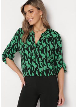 Czarno-Zielona Bluzka z Długim Rękawem w Abstrakcyjny Wzór z Guzikami Ysara ze sklepu Born2be Odzież w kategorii Bluzki damskie - zdjęcie 169540115