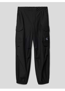 Spodnie materiałowe z kieszeniami cargo ze sklepu Peek&Cloppenburg  w kategorii Spodnie chłopięce - zdjęcie 169557857