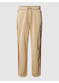 Spodnie dresowe z zakładkami przy pasie ze sklepu Peek&Cloppenburg  w kategorii Spodnie męskie - zdjęcie 169558068