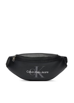 Calvin Klein Jeans Saszetka nerka Monogram Soft K50K512446 Czarny ze sklepu MODIVO w kategorii Nerki - zdjęcie 169570996