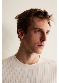 H & M - Dzianinowy T-shirt Regular Fit - Beżowy ze sklepu H&M w kategorii T-shirty męskie - zdjęcie 169591358
