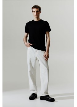 H & M - T-shirt Slim Fit - Czarny ze sklepu H&M w kategorii T-shirty męskie - zdjęcie 169591479