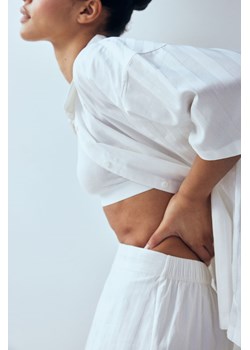 H & M - Piżama z bawełnianej satyny z koszulą i szortami - Biały ze sklepu H&M w kategorii Piżamy damskie - zdjęcie 169594075