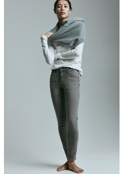 H & M - True To You Skinny Regular Ankle Jeans - Szary ze sklepu H&M w kategorii Jeansy damskie - zdjęcie 169594327