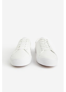 H & M - Buty sportowe - Biały ze sklepu H&M w kategorii Trampki męskie - zdjęcie 169594606