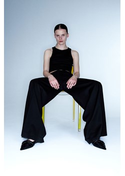 H & M - Krótki top bez rękawów - Czarny ze sklepu H&M w kategorii Bluzki damskie - zdjęcie 169595669