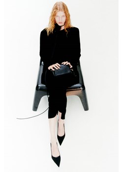 H & M - Sweter z watowanymi ramionami - Czarny ze sklepu H&M w kategorii Swetry damskie - zdjęcie 169595757