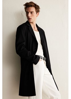 H & M - Płaszcz Slim Fit - Czarny ze sklepu H&M w kategorii Kurtki męskie - zdjęcie 169596786