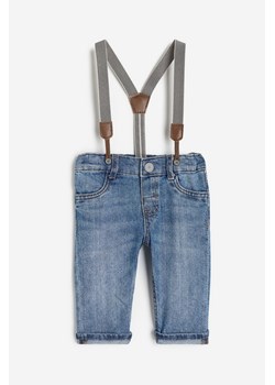 H & M - Dżinsy z szelkami - Niebieski ze sklepu H&M w kategorii Spodnie i półśpiochy - zdjęcie 169598076