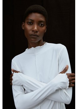 H & M - Top sportowy DryMove z długim rękawem - Biały ze sklepu H&M w kategorii Bluzki damskie - zdjęcie 169598165