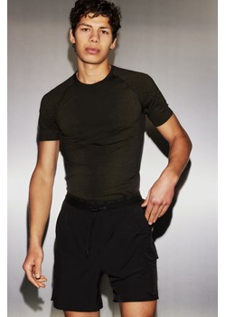H & M - Bezszwowy sportowy T-shirt DryMove - Czarny ze sklepu H&M w kategorii T-shirty męskie - zdjęcie 169598485