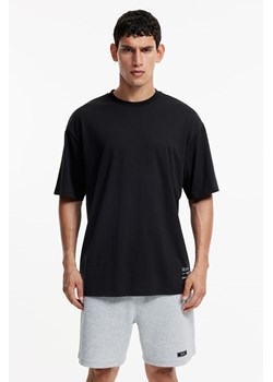 H & M - T-shirt sportowy Loose Fit DryMove - Czarny ze sklepu H&M w kategorii T-shirty męskie - zdjęcie 169599446