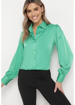 Zielona Satynowa Koszula z Szerokimi Rękawami i Guzikami Buroria ze sklepu Born2be Odzież w kategorii Koszule damskie - zdjęcie 169603255