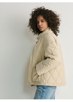 Reserved - Pikowana kurtka ze stójką - kremowy ze sklepu Reserved w kategorii Kurtki damskie - zdjęcie 169606409