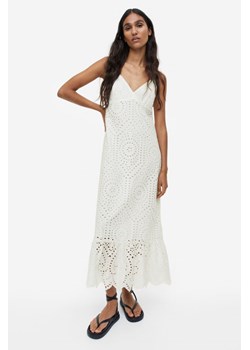 H & M - Sukienka z haftem angielskim - Biały ze sklepu H&M w kategorii Sukienki - zdjęcie 169617628