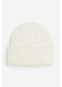 H & M - Kaszmirowa czapka w prążki - Biały ze sklepu H&M w kategorii Czapki zimowe damskie - zdjęcie 169617897