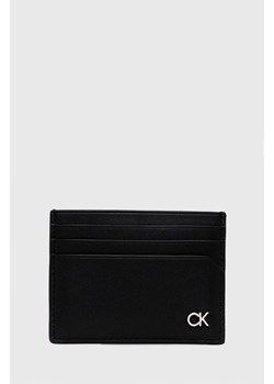 Calvin Klein etui na karty skórzane kolor czarny ze sklepu ANSWEAR.com w kategorii Etui - zdjęcie 169619815