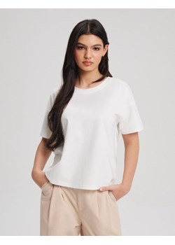 Koszulka ARDEU Off White XS ze sklepu Diverse w kategorii Bluzki damskie - zdjęcie 169624706