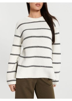 Sinsay - Sweter w paski - wielobarwny ze sklepu Sinsay w kategorii Swetry damskie - zdjęcie 169628705