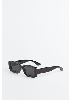 H & M - Prostokątne okulary przeciwsłoneczne - Czarny ze sklepu H&M w kategorii Okulary przeciwsłoneczne damskie - zdjęcie 169632119