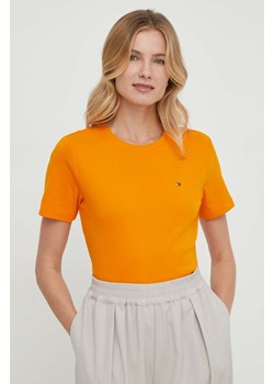 Tommy Hilfiger t-shirt bawełniany damski kolor pomarańczowy WW0WW40587 ze sklepu ANSWEAR.com w kategorii Bluzki damskie - zdjęcie 169637868