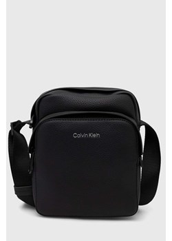 Calvin Klein saszetka kolor czarny ze sklepu ANSWEAR.com w kategorii Torby męskie - zdjęcie 169650446