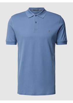 Koszulka polo o kroju slim fit w jednolitym kolorze ze sklepu Peek&Cloppenburg  w kategorii T-shirty męskie - zdjęcie 169651677