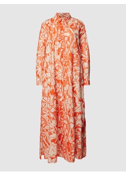 Długa sukienka z nadrukiem na całej powierzchni ze sklepu Peek&Cloppenburg  w kategorii Sukienki - zdjęcie 169651716