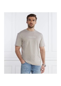 Calvin Klein T-shirt | Regular Fit ze sklepu Gomez Fashion Store w kategorii T-shirty męskie - zdjęcie 169656255