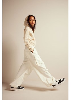 H & M - Spodnie spadochronowe - Biały ze sklepu H&M w kategorii Spodnie dziewczęce - zdjęcie 169677159