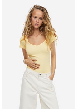 H & M - Prążkowane body thong - Żółty ze sklepu H&M w kategorii Bluzki damskie - zdjęcie 169677316