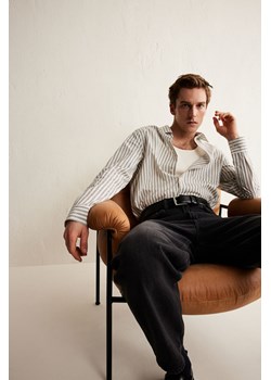 H & M - Koszula Regular Fit - Szary ze sklepu H&M w kategorii Koszule męskie - zdjęcie 169677738