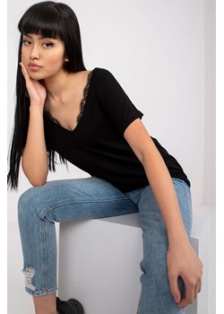 Czarny t-shirt jednokolorowy z wiskozy Aileen ze sklepu 5.10.15 w kategorii Bluzki damskie - zdjęcie 169684565