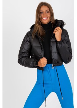 Czarna pikowana kurtka zimowa z kapturem dla kobiety ze sklepu 5.10.15 w kategorii Kurtki damskie - zdjęcie 169685029