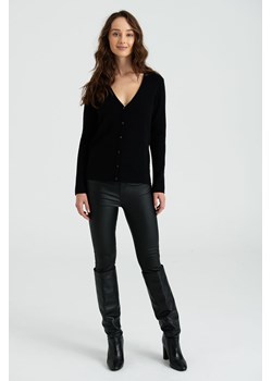Sweter damski w serek Greenpoint - czarny ze sklepu 5.10.15 w kategorii Swetry damskie - zdjęcie 169686826