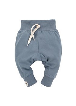 Bawełniane spodnie dresowe chłopięce - niebieskie ze sklepu 5.10.15 w kategorii Spodnie i półśpiochy - zdjęcie 169687716