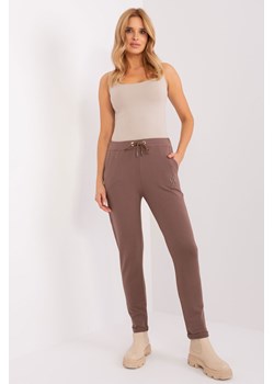 Brązowe damskie spodnie dresowe z wiązaniem ze sklepu 5.10.15 w kategorii Spodnie damskie - zdjęcie 169687886
