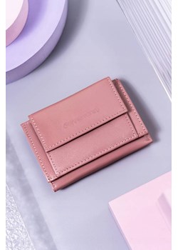 Mały, skórzany portfel damski na zatrzask ze sklepu 5.10.15 w kategorii Portfele damskie - zdjęcie 169688045