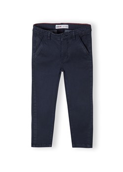 Granatowe spodnie typu chinosy chłopięce - Minoti ze sklepu 5.10.15 w kategorii Spodnie chłopięce - zdjęcie 169688708