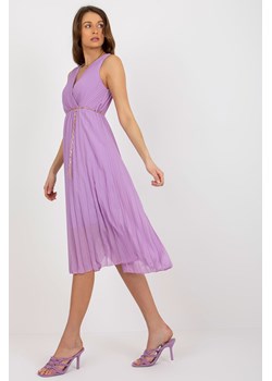 Jasnofioletowa midi sukienka plisowana bez rękawów ze sklepu 5.10.15 w kategorii Sukienki - zdjęcie 169690467